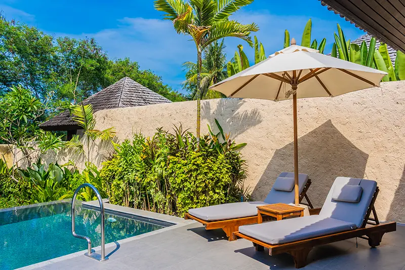 Luxurious Pool Landscaping Luxurious fiberglass pool with beautiful landscaping